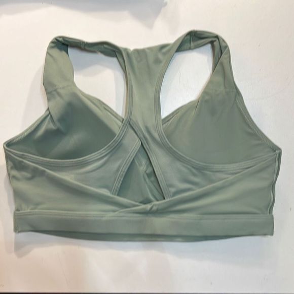 Gymshark Crossover Sports Bra - Desert Sage Green women’s Medium-NWT - Picture 3 of 5